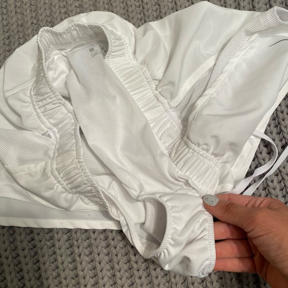 Nike running short White - Picture 4 of 4